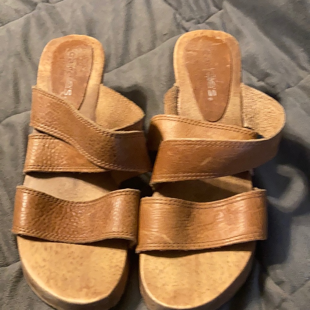 Cute pair of slip on
